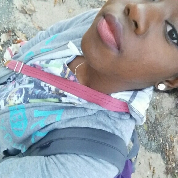 Meet your Posher, Shawnquielle