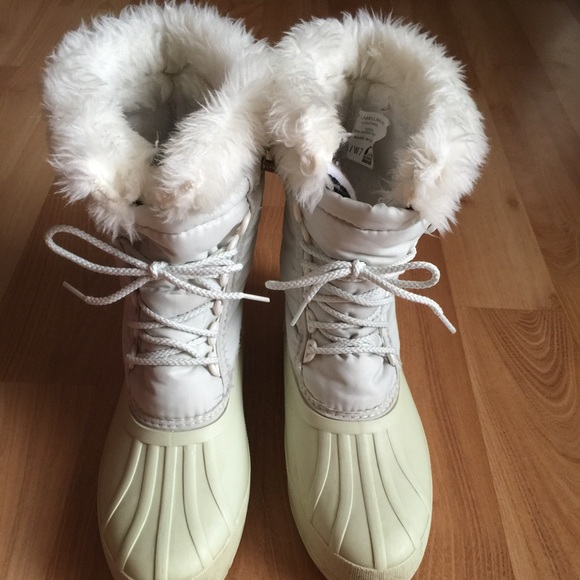 Women's sorel boots white