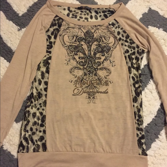 Buckle Tops - Price lowered! Buckle shirt