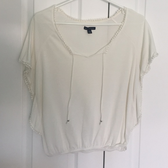 American eagle white top
