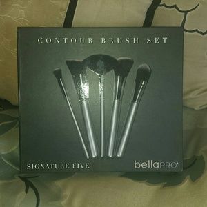 BellaPro contour brush set