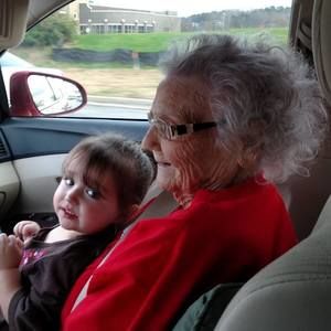 Meet your Posher, Carrie