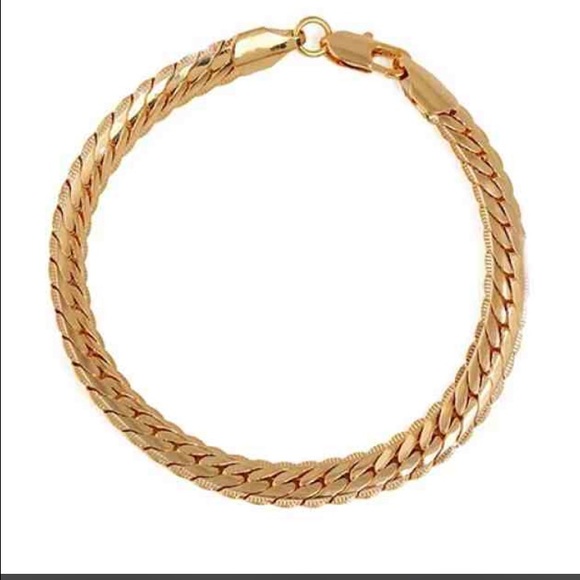 CindyLBB Jewelry - πGold Chain Bracelet π CindyLBB Jewelry - πGold Chain Bracelet π