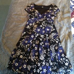 Lace Flowered Short Sleeve Dress