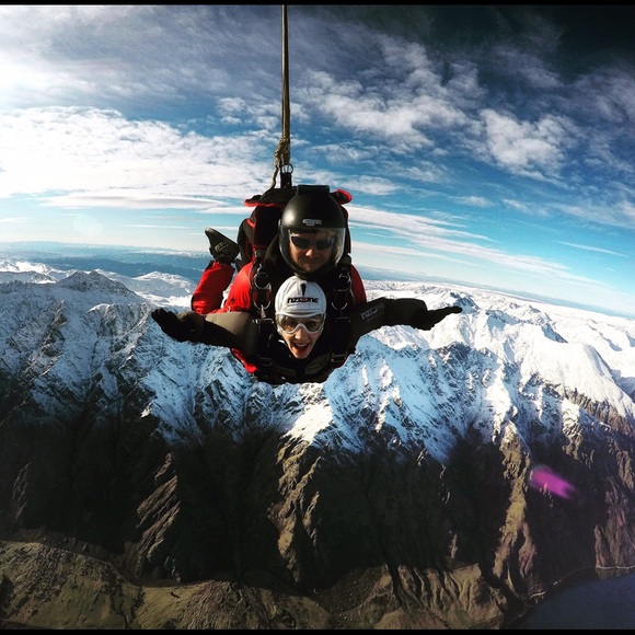 Meet your posher! - Picture 2 of 4