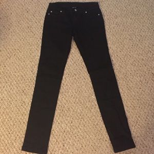 NWOT Black skinny jeans