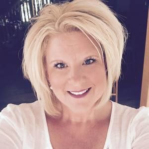 Meet your Posher, Shelly