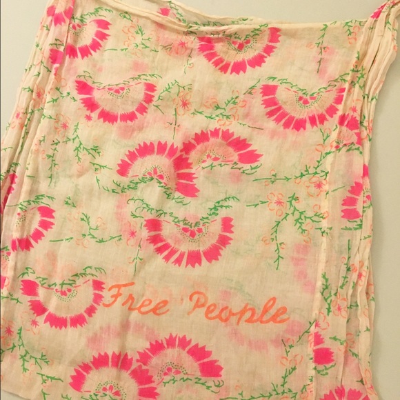 ✨FREE TOTE✨Lacey Free People Crop-Top - Picture 4 of 4