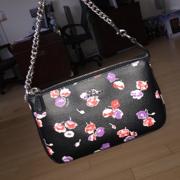 COACH BEAUTIFUL DESIGN BAG