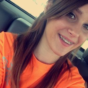 Meet your Posher, Maci