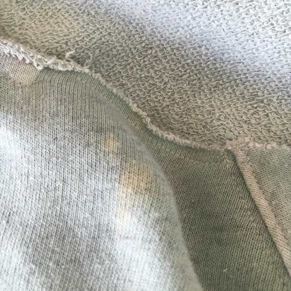 SOLD ON INSTA - Picture 3 of 3