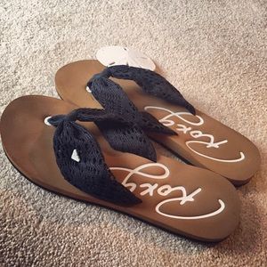 Knit Band Roxy Flip-Flops 🌴