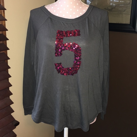 Long sleeve shirt (never worn)