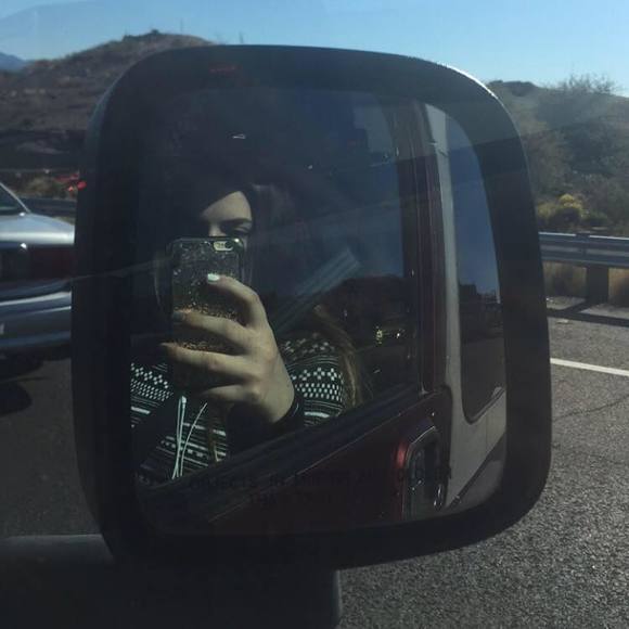 Meet your Posher, Danielle - Picture 1 of 1