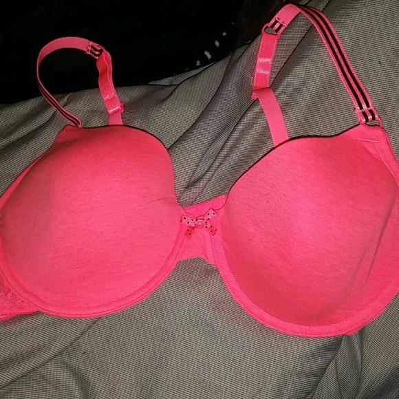 Fruit of the loom bra.