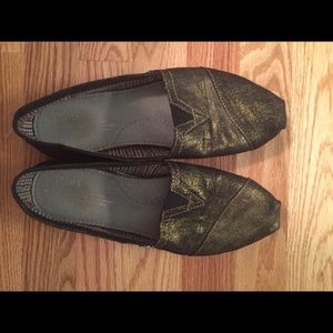 Black with gold sparkle Toms