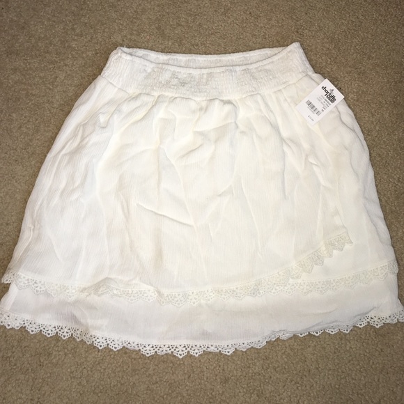 White Skirt (Never worn)
