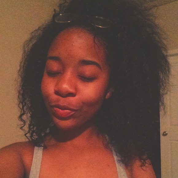 Meet your Posher, Ryanne