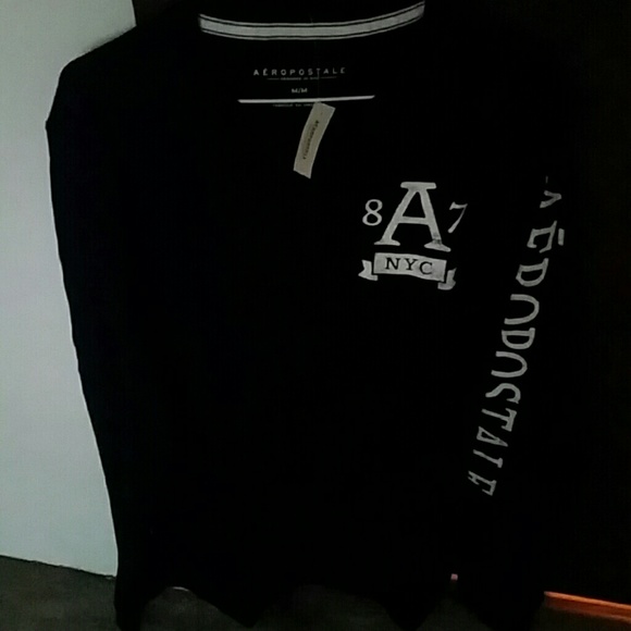Aeropostale black shirt