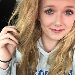 Meet your Posher, Riley