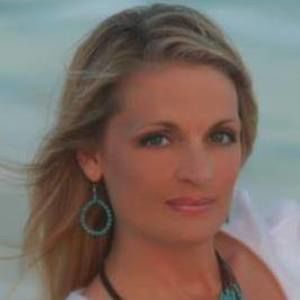 Meet your Posher, Kendra