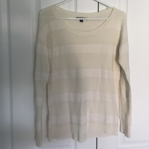 American Eagle cream sweater
