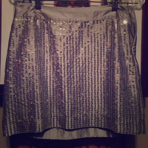 Gap size 2 gray sequined skirt! - Picture 1 of 1