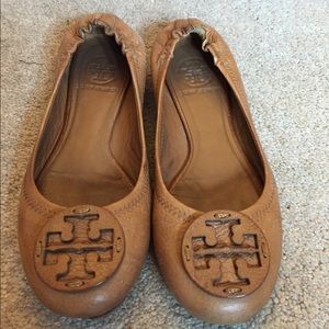Tory Burch Reva flats tan leather.