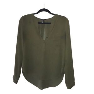 Adorable Forever 21 Blouse