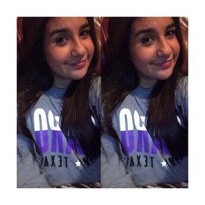 Meet your Posher, Annissa