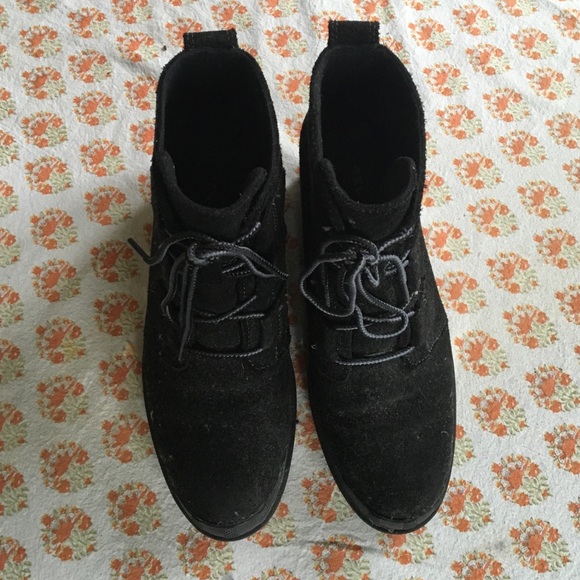 Sorels - Picture 2 of 3