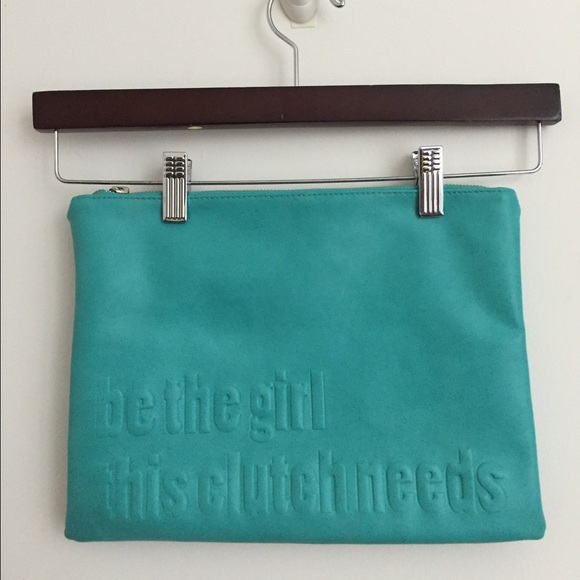 ZARA "Be The Girl This Clutch Needs" Clutch