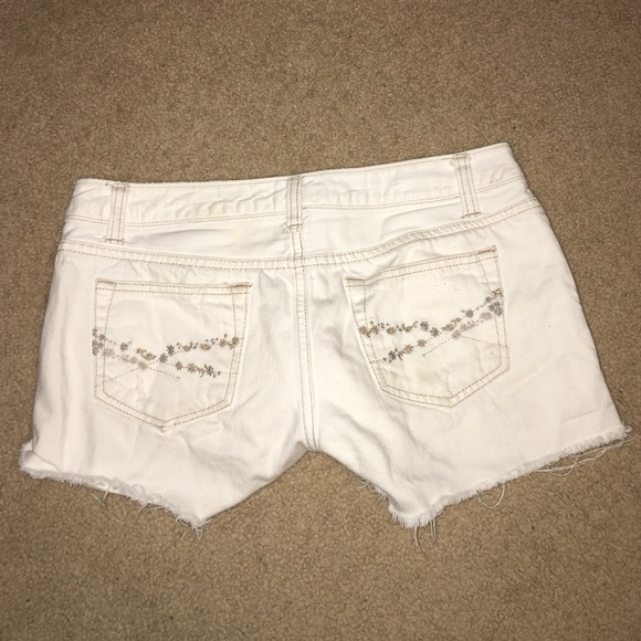 Shorts - Picture 2 of 2