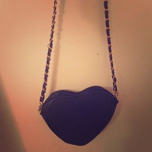 Heart shaped shoulder bag