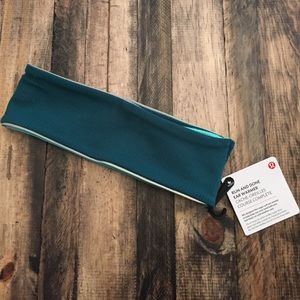 NWT lululemon run and done ear warmer
