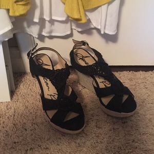 Not for sale. Given away as free gift