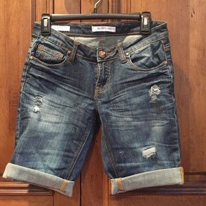 *Vigoss Studio* Bermuda Jean Shorts