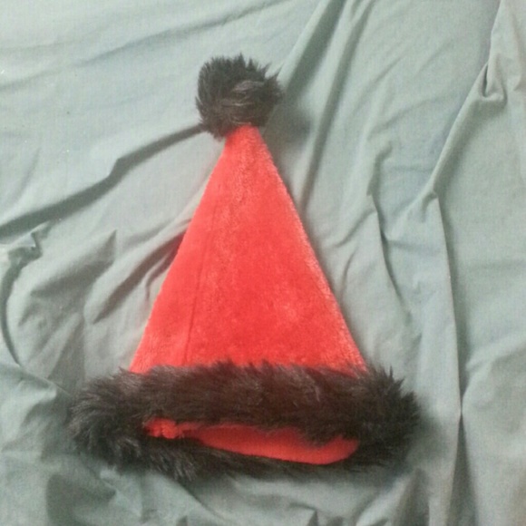 're and black xmas hat