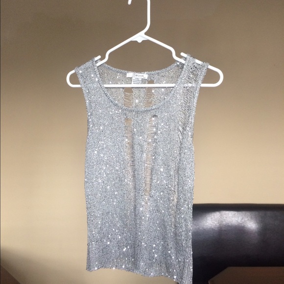 Top silver color. - Picture 1 of 4
