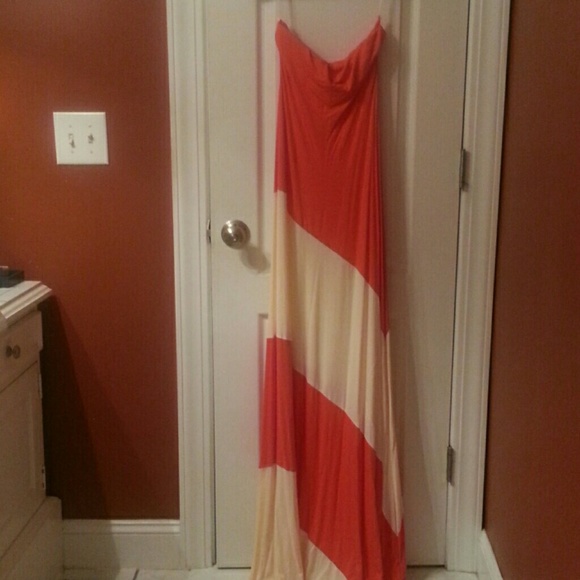 Venus Strapless Dress