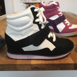 Wedge sneakers