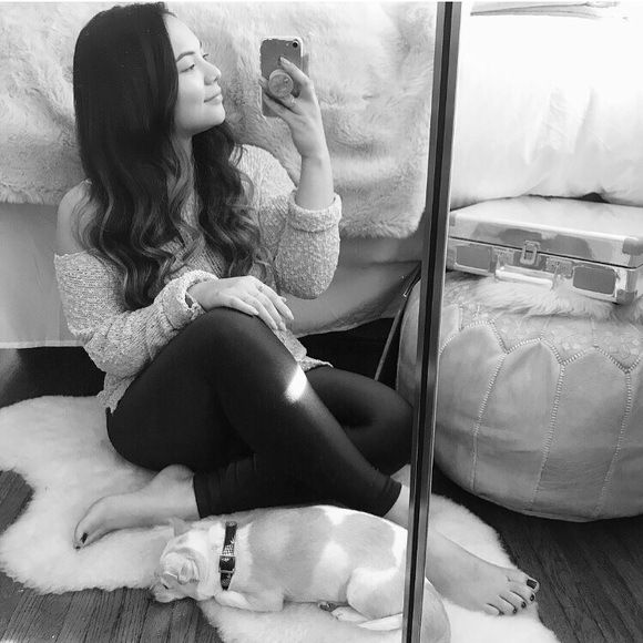 Meet Your Posher, Jasmine 💕 - Picture 3 of 5