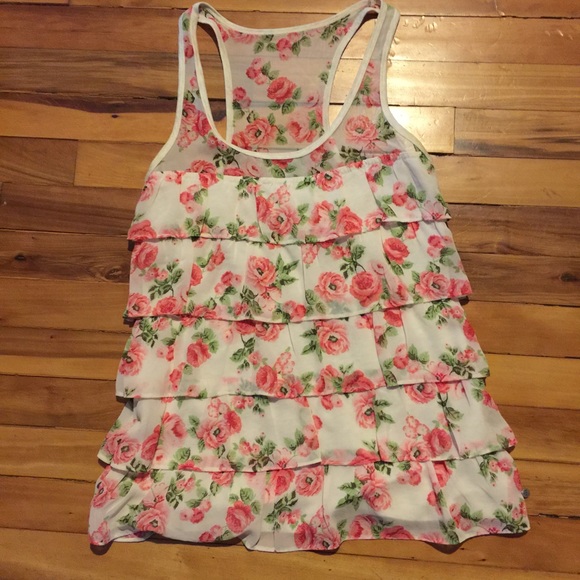 Abercrombie & Fitch Tops - 💥SOLD IN BOGO FREE BUNDLE💥Abercrombie Rose Tank