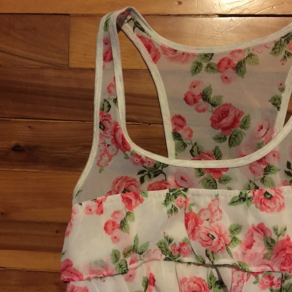 💥SOLD IN BOGO FREE BUNDLE💥Abercrombie Rose Tank - Picture 2 of 3
