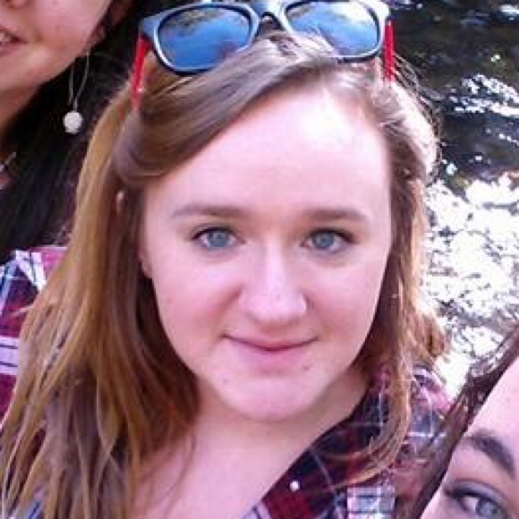 Meet your Posher, Sabrina