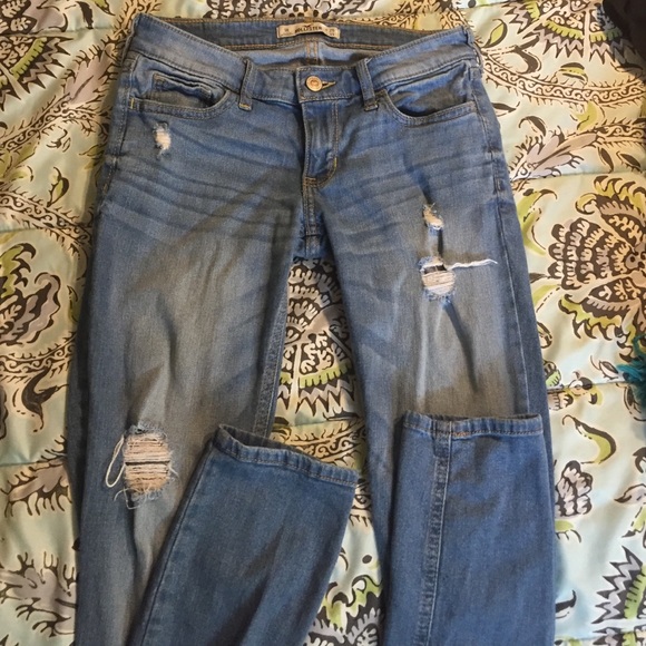 Hollister skinny jeans !