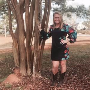Meet your Posher, Nicole
