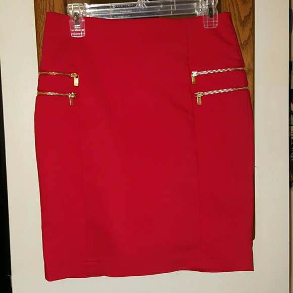 *VIBRANT RED SKIRT *