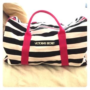 VS DUFFEL BAG