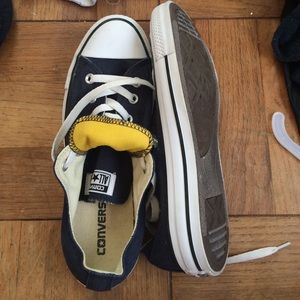 Converse tennis shoes